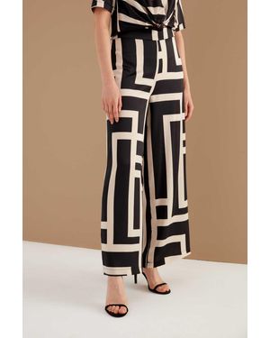 GUSTO Labyrinth Pattern Wide Leg Trousers - Black