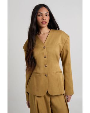 Boohoo High Neck Collarless Cinched Blazer - Natural