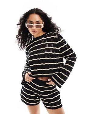 ASOS Crop Crew Neck Jumper - Black