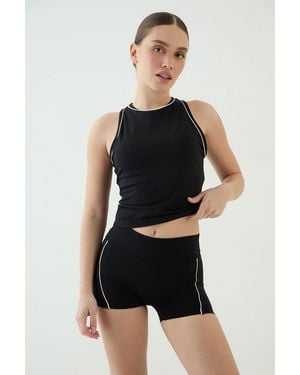 DSGN Studio Piping Detail Racer Neck Internal Padding Vest Top - Black
