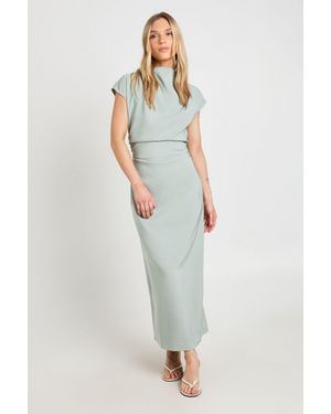Boohoo Petite Ruched Waist Open Back Midaxi Dress - Green