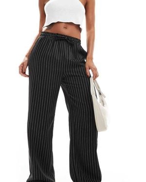 Reclaimed Vintage Pull On Relaxed Trouser - Black