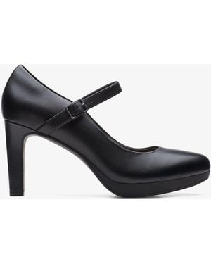 Clarks Ambyr Shine Leather Shoes - Black