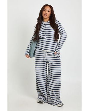 Boohoo Plus Stripe Wide Leg Trousers - Blue