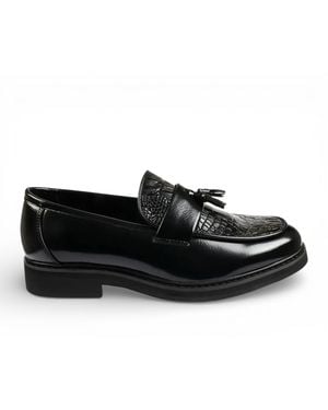 Infinity Leather Faux Tassel Lug Sole Textured Loafers Shoes - Black
