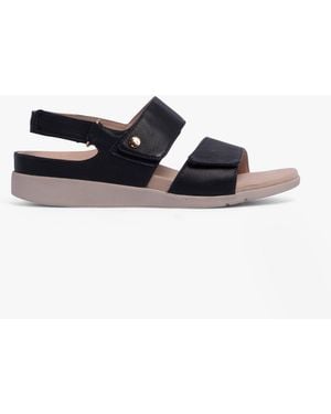 Strive Riviera Ii Sandals - Blue