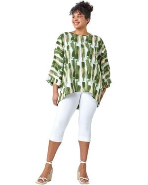 Roman Curve Dipped Hem Abstract Print Top - Green