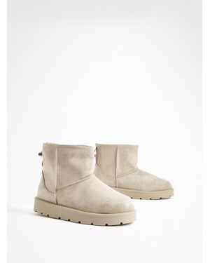 Boohoo Mini Cosy Boots - White