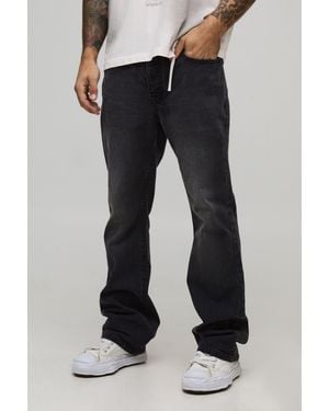 BoohooMAN Basic Flared Fit Jeans - Black