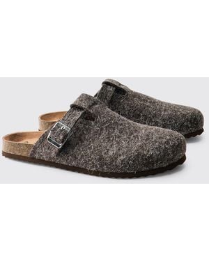 BoohooMAN Felt Buckle Mule - Grey