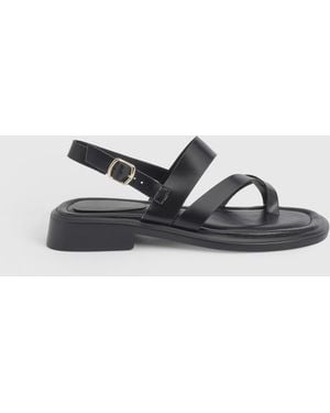 Faith Isabelle Faux Leather Toe Loop Chunky Flat Sandals - Black