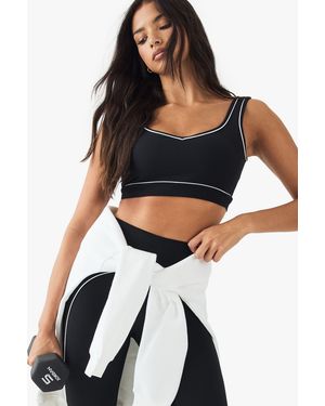 DSGN Studio Sculpt Contrast Piping Sports Bra - Black