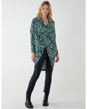 Blue Vanilla Draped Dip Hem Top - Blue