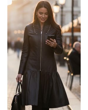 Infinity Leather Ribet Goth Leren Victoriaanse Studd Flare-Jas - Zwart