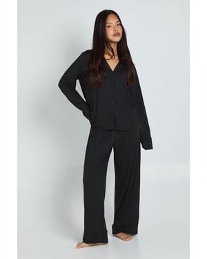 Boohoo Petite Soft Touch Button Through Shirt And Trouser Pyjama Set - Black
