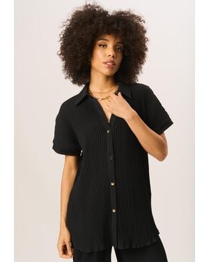 Gini London Plisse Short Sleeve Oversized Shirt - Black