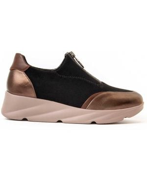 Montevita Trainer Caleb - Black