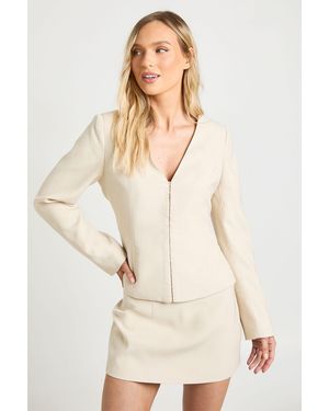 Boohoo Petite Tailored Barrel Sleeve Cinch Waist Blazer - Natural