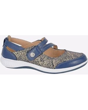Boulevard Suzie Shoes (Wide Fit) - Blue