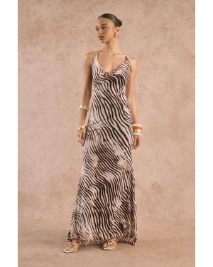 Boohoo Tonal Zebra Printed Puddle Hem Maxi Dress - Natural