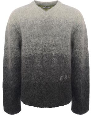 ERL Gradient Classic V Neck - Grey