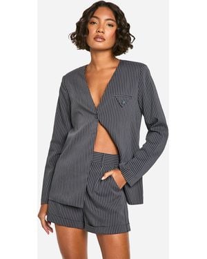 Boohoo Tall Pinstripe Tailored Shorts - Blue