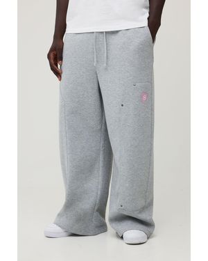 BoohooMAN Extreme Wide Leg Heart Embroidered Carpenter Panelled Jogger - Grey