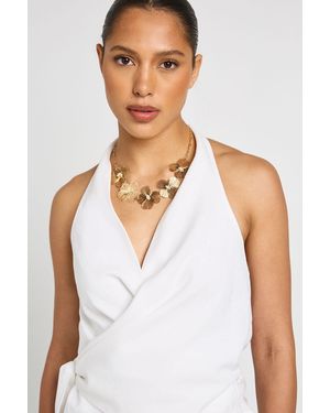 Boohoo Openwork Flower Statement Necklace - White