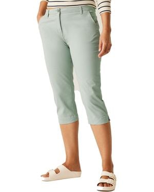 Regatta Ladies Bayletta Capri Trousers (Glacier) - Green