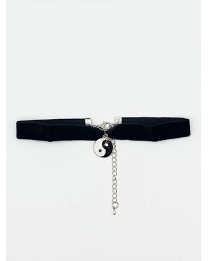 SVNX Faux Velvet Choker Necklace With Ying Yang Charm - Blue
