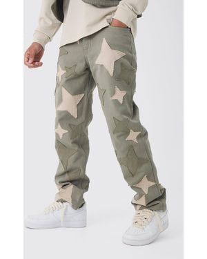 BoohooMAN Relaxed Fit Star Patchwork Applique Jeans - Green