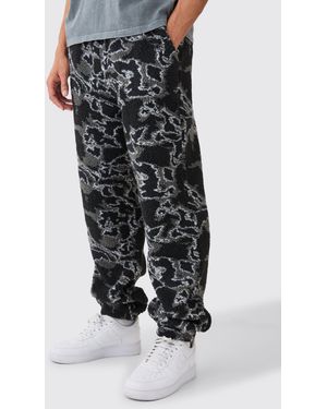 BoohooMAN Regular Fit Camo Printed Borg Joggers - Black