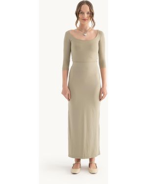 Hiccup High Waist Maxi Skirt With A Side Slit - White