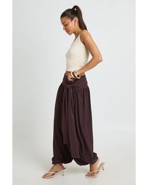 Boohoo Tie Waist Balloon Trouser - White