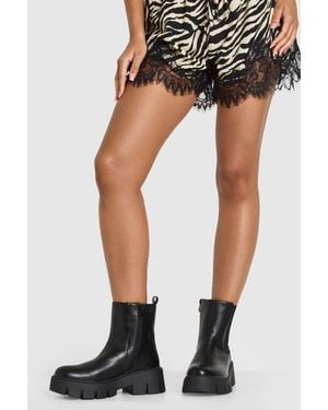 Boohoo Cleated Sole Chunky Chelsea Boots - Black
