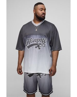 BoohooMAN Plus Homme Oversized Applique Sports T-Shirt - Grey