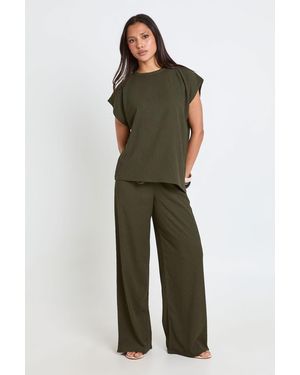 Boohoo Crinkle Asym Hem Top Straight Leg Co Ord - Green
