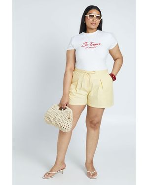 Boohoo Plus Elasticated Back Front Pleat Bermda Short - Natural