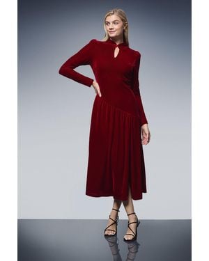 PRINCIPLES High Neck Twist Keyhole Detail Velvet Midaxi Dress - Red