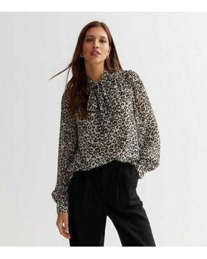 Gini London Dierlijke Print Lange Mouwen Strik Hals Blouse - Zwart