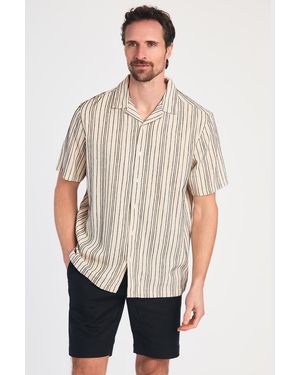 Nines Resort Style Printed Short Sleeve Shirt - Natural