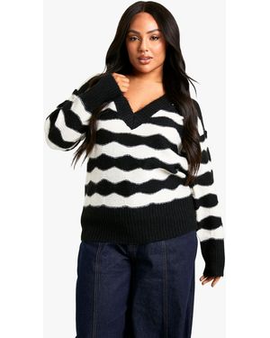 Boohoo V Neck Strip Oversized Knitted Jumper - Black
