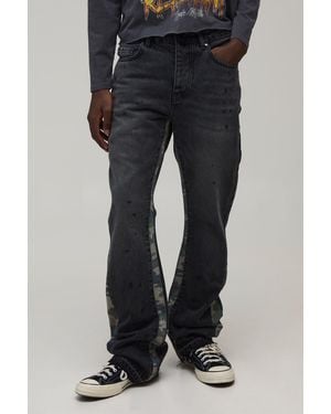 BoohooMAN Washed Camo Gusset Stacked Flared Jeans - Black
