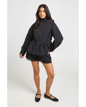 Boohoo Lace Trim Hem Shorts - Black