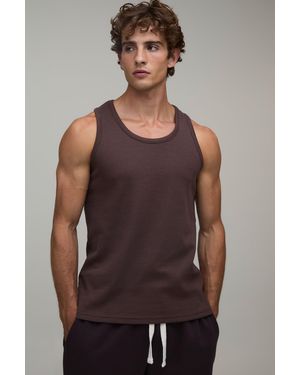 BoohooMAN Essential Regular Fit Waffle Vest - Brown