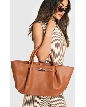 Boohoo Clasp Detail Textured Pu Tote Bag - Brown