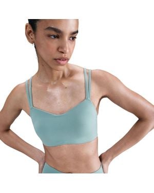Nike Alate Spaghetti Strap Cropped Bra - Blue