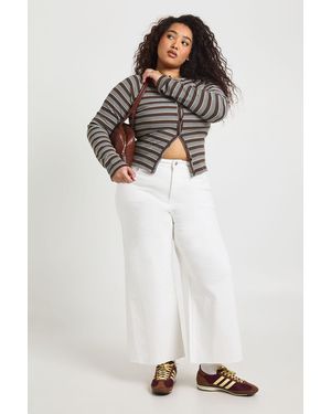 Boohoo The Plus High Waist Cropped Wide Leg Jean - White
