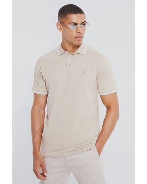 BoohooMAN Regular Fit Crown Embroidered Tipped Pique Polo - White