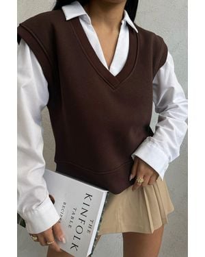 Hiccup V Neck Sleeveless Sweatshirt - Brown
